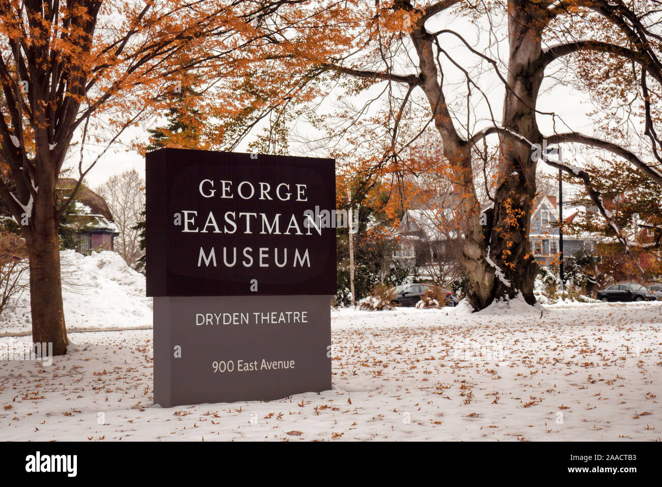 Rochester, New York, USA. November 15, 2019. Einladende schild George Eastman Museum und Dryden Theater auf der East Avenue in Rochester, New York Stockfoto