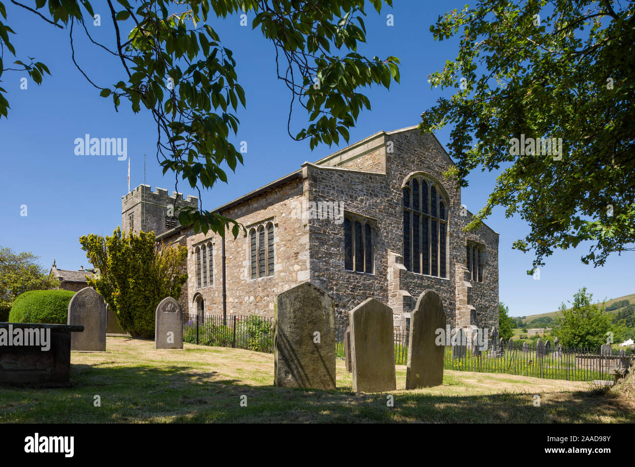 St Andrews Kirche im Dorf Einbuchtung in Dentdale in den Yorkshire Dales National Park, Cumbria, England. Stockfoto