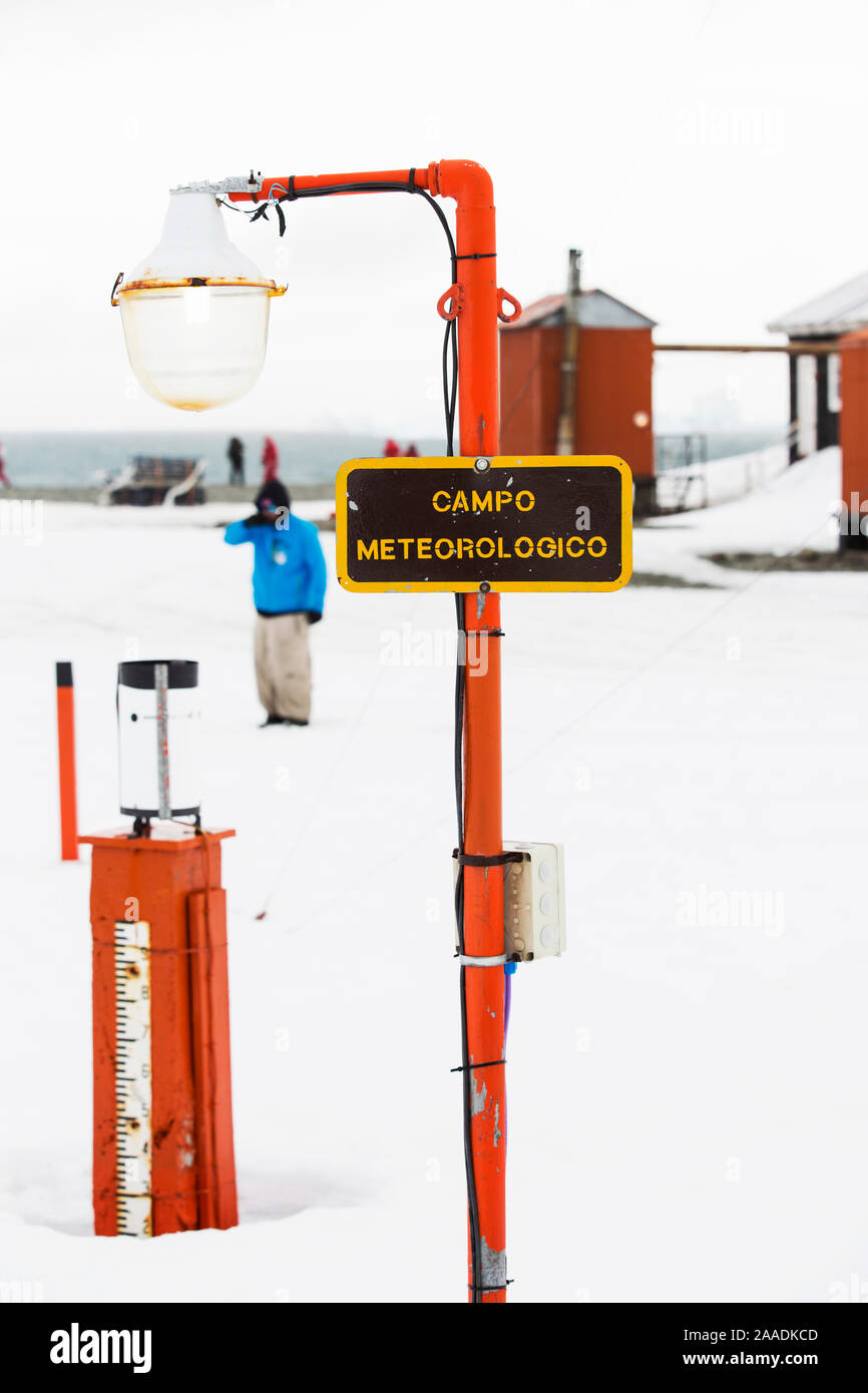 Wetterstation an der Basis Orcadas, einem argentinischen Forschungsstation in Laurie Island, South Orkney Inseln, Antarktis, Februar 2014. Stockfoto