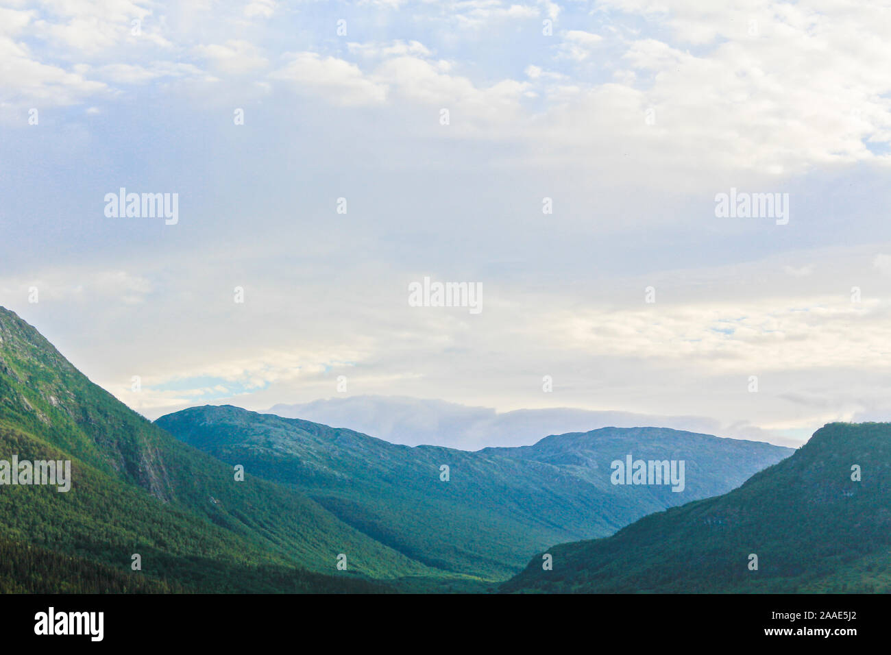 Spektakuläre Landschaft mit Bergen und Tälern im schönen Hemsedal, Buskerud, Norwegen. Stockfoto