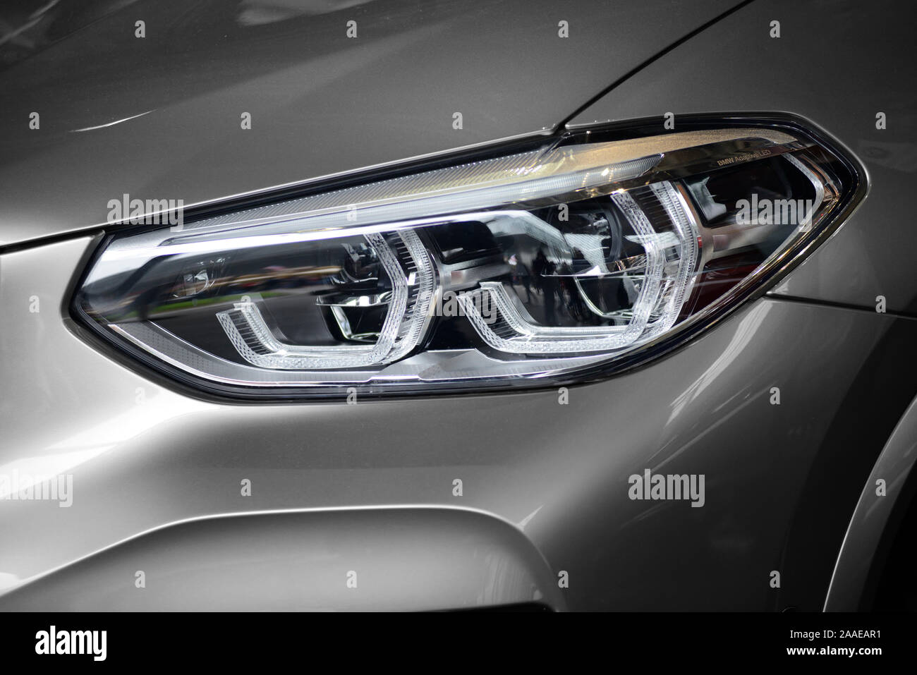 BMW X3 M Wettbewerb Auto, Scheinwerfer LED Stockfotografie - Alamy