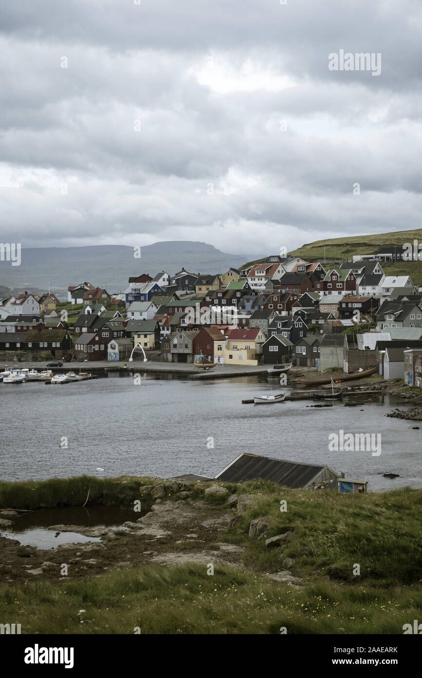 Nólsoy Dorf auf der Insel Nolsoy, Insel der Färöer, Dänemark, Europa. Stockfoto
