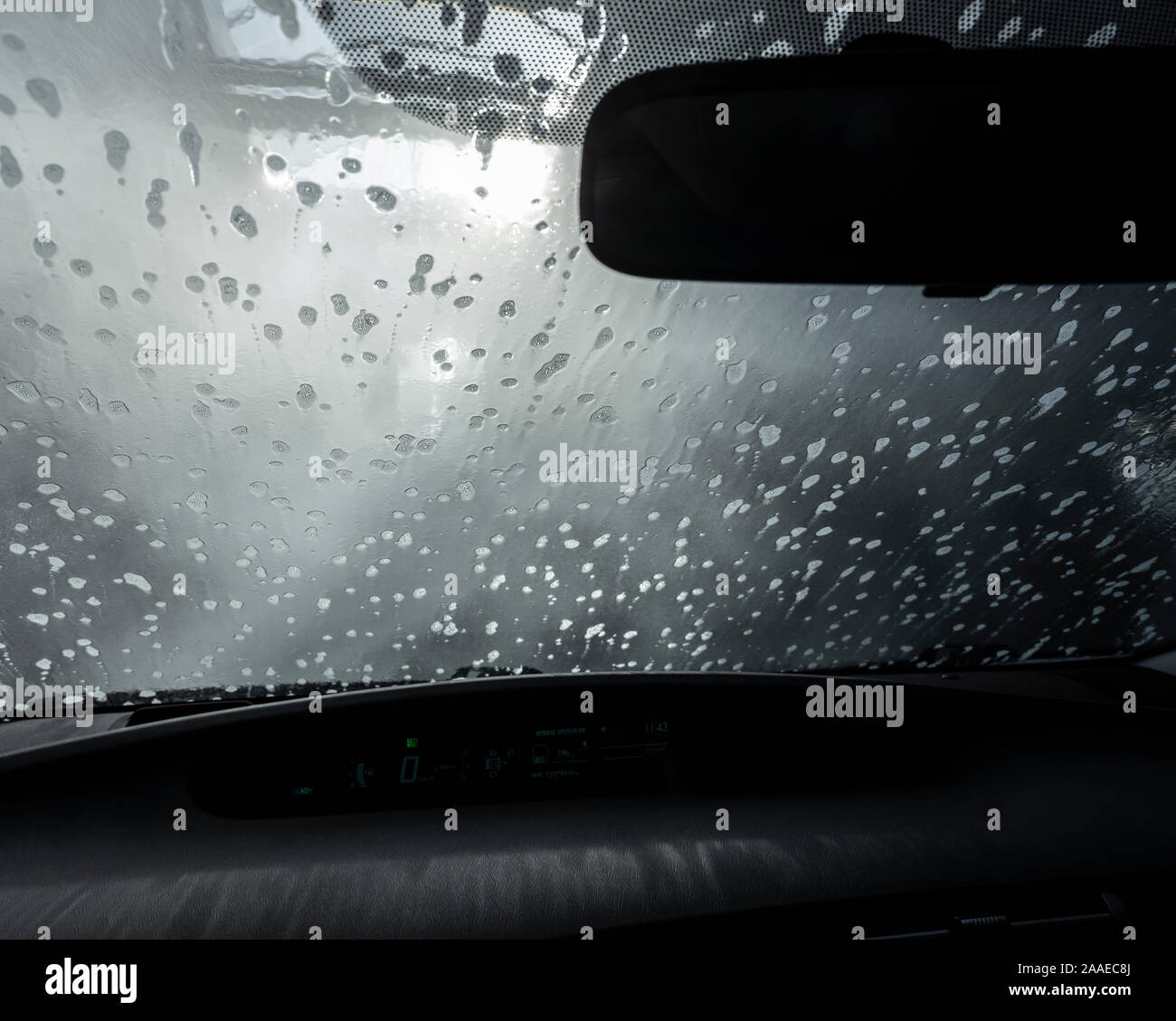 Bild vom Auto im Auto waschen genommen Stockfoto