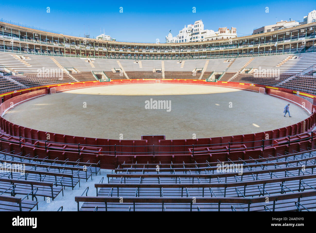 Innenraum der Stierkampfarena von Valencia, auch als die Plaza de Toros de Valencia bekannt, in der die historische Stadt von Valencia in Spanien Stockfoto