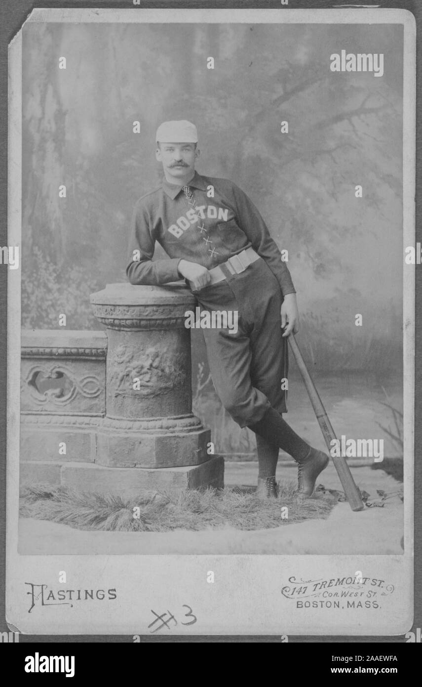 Monochrom die volle Länge des Baseball spieler Michael 'König' Kelly der Boston Braves (jetzt die Atlanta Braves), der Fotograf George H. Hastings, 1887. Von der New York Public Library. () Stockfoto