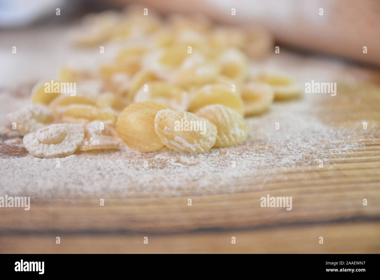 Typische apulische Pasta Orecchiette italienisches Essen Stockfoto