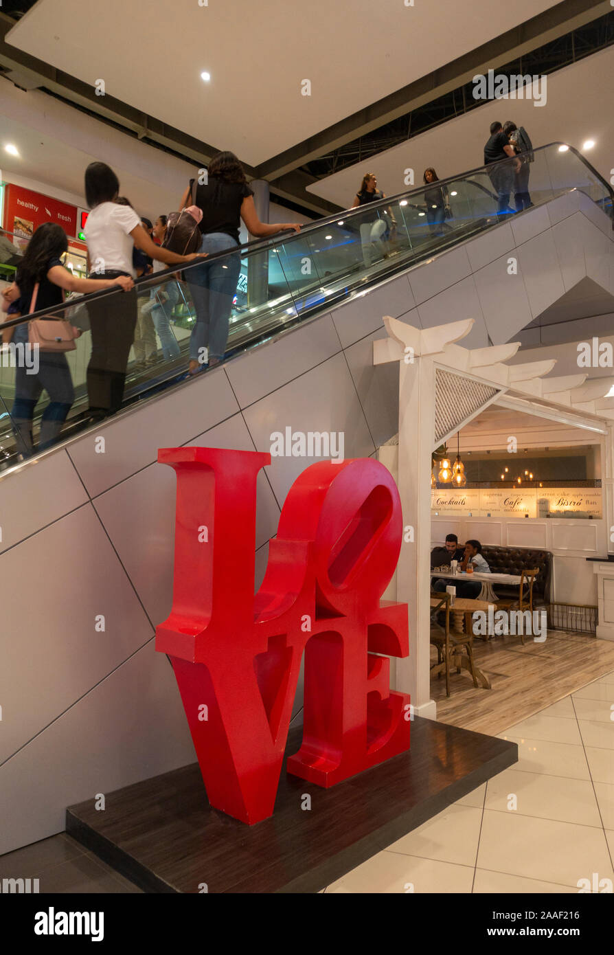 Einkaufszentrum Agora Mall in der Dominikanischen Republik von Santo Domingo Stockfoto