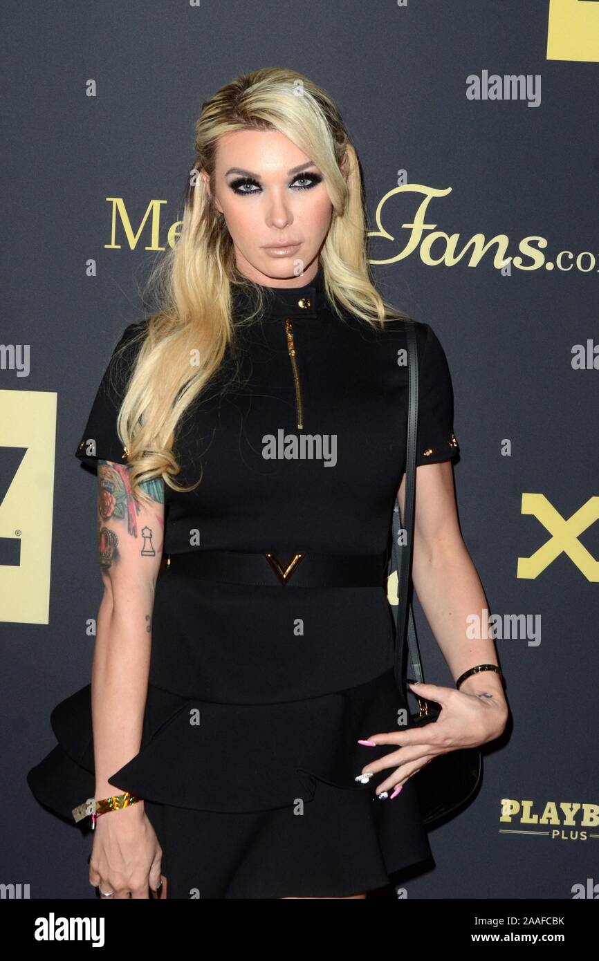 Los Angeles, CA. Nov, 2019 20. Aubrey Kate in der Ankunftshalle für Erwachsene Industrie News XBIZ Nominierungen Gala, W Hollywood, Los Angeles, CA, 20. November 2019. Credit: Priscilla Grant/Everett Collection/Alamy leben Nachrichten Stockfoto