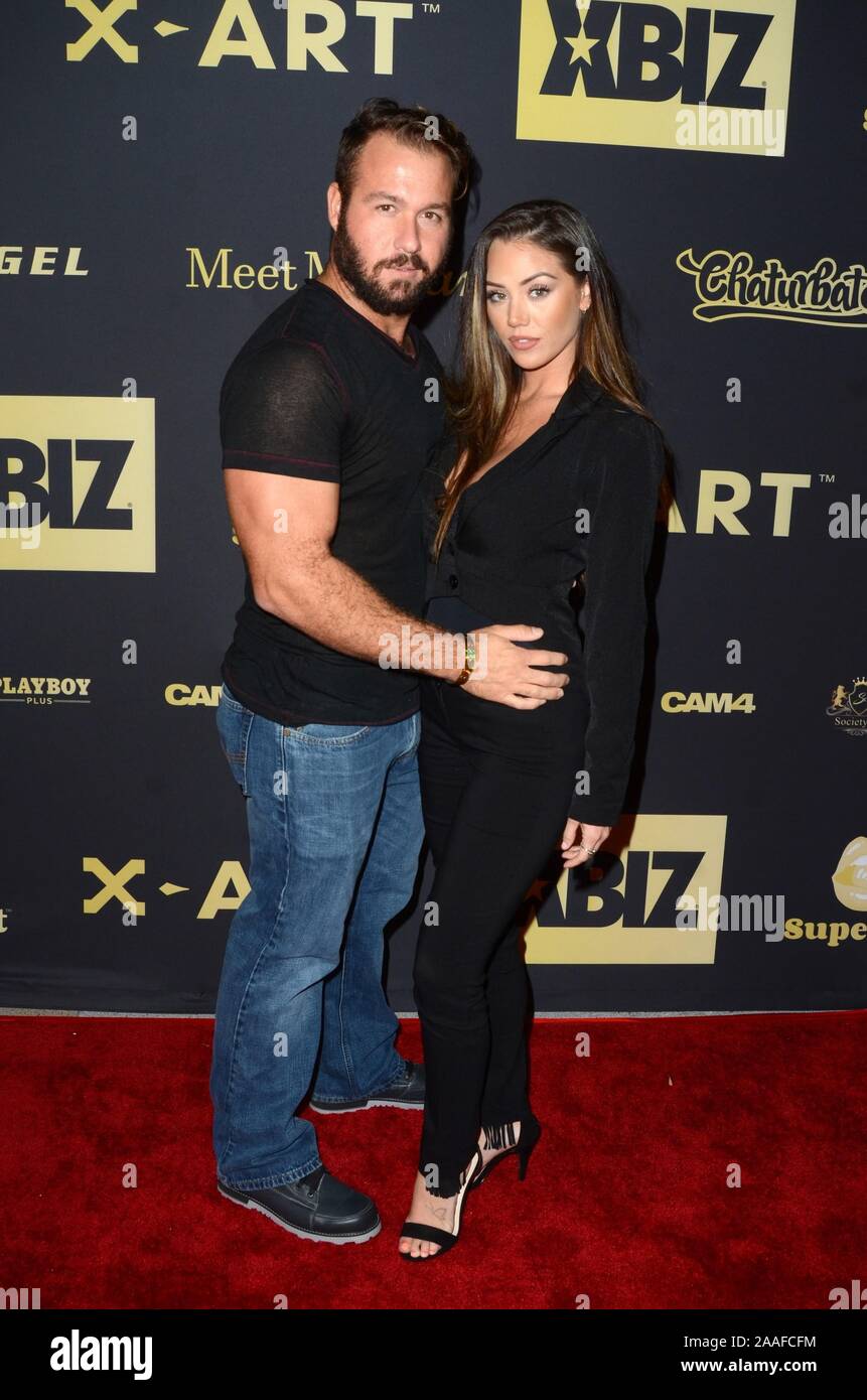 Los Angeles, CA. Nov, 2019 20. Tschad Weiß in der Ankunftshalle für Erwachsene Industrie News XBIZ Nominierungen Gala, W Hollywood, Los Angeles, CA, 20. November 2019. Credit: Priscilla Grant/Everett Collection/Alamy leben Nachrichten Stockfoto