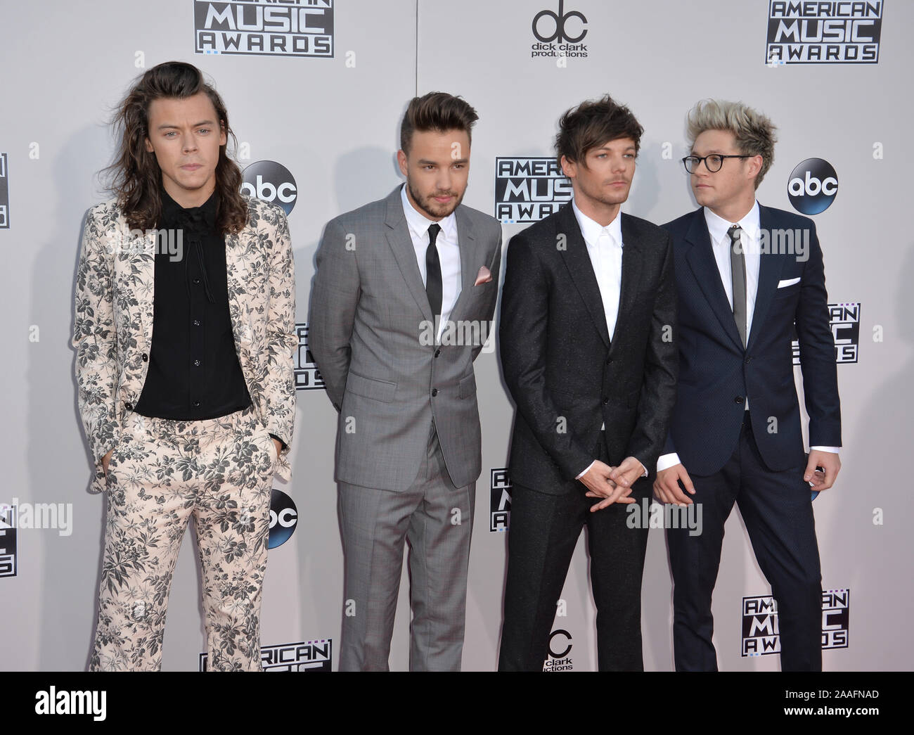 LOS ANGELES, Ca. November 22, 2015: Eine Richtung - Harry Styles, Liam Payne, Louis Tomlinson & Niall Horan - bei den American Music Awards 2015, die in den Microsoft Theater, LA Live. © 2015 Paul Smith/Featureflash Stockfoto