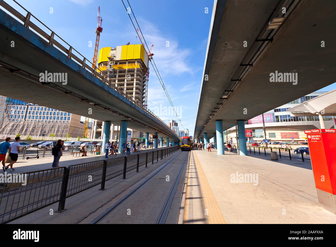 Fotos in der Hauptstadt von Polen Warschau auf einem hellen, sonnigen Tag im August getroffen Stockfoto