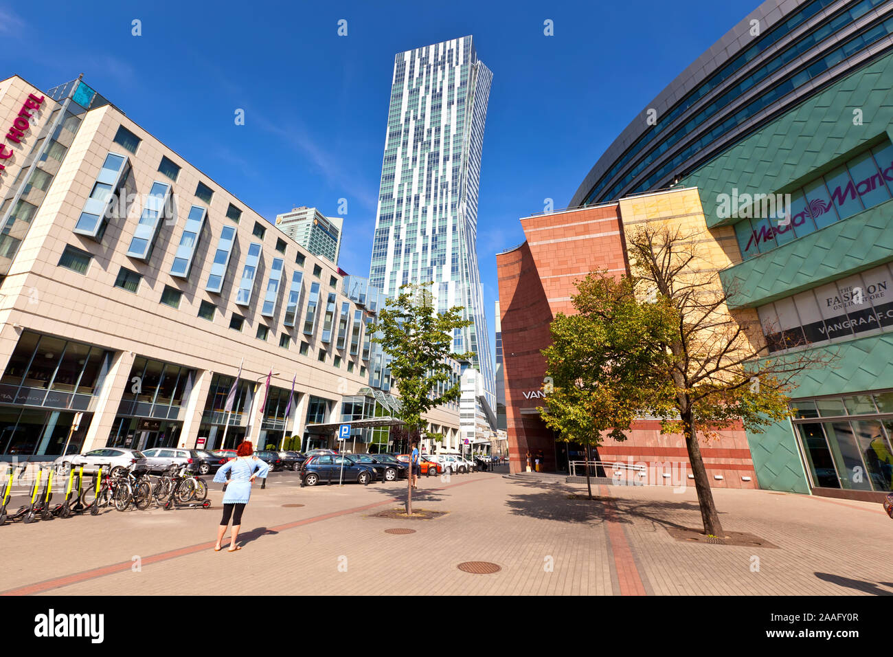 Fotos in der Hauptstadt von Polen Warschau auf einem hellen, sonnigen Tag im August getroffen Stockfoto