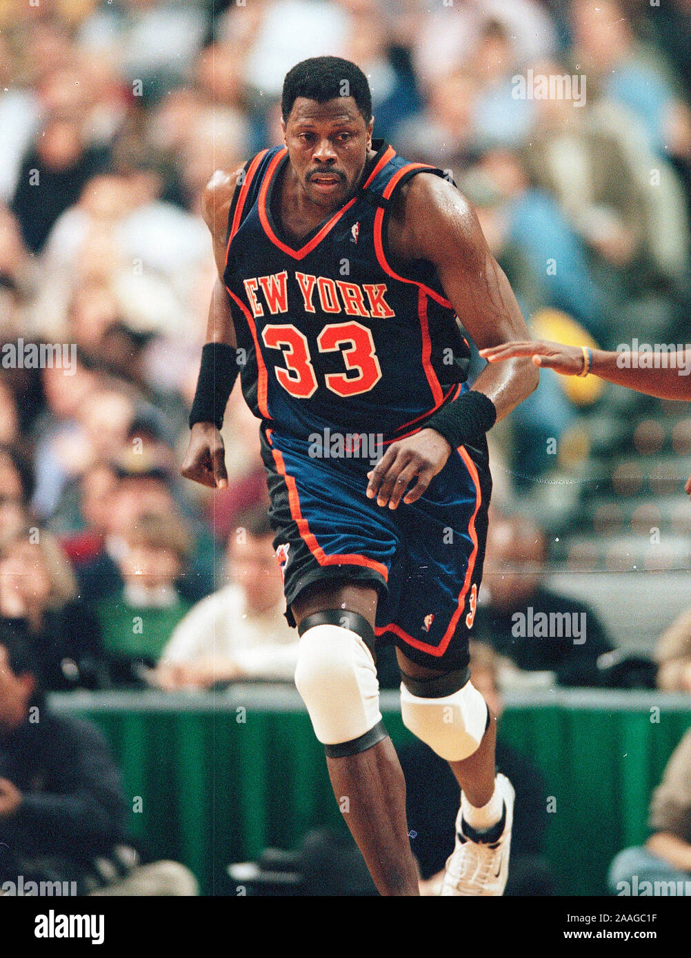 New York Knicks #33 Patrick Ewing im Spiel gegen die Boston Celtics im Fleet Center in Boston, Ma USA Feb 26,1999 Foto von Bill belknap Stockfoto