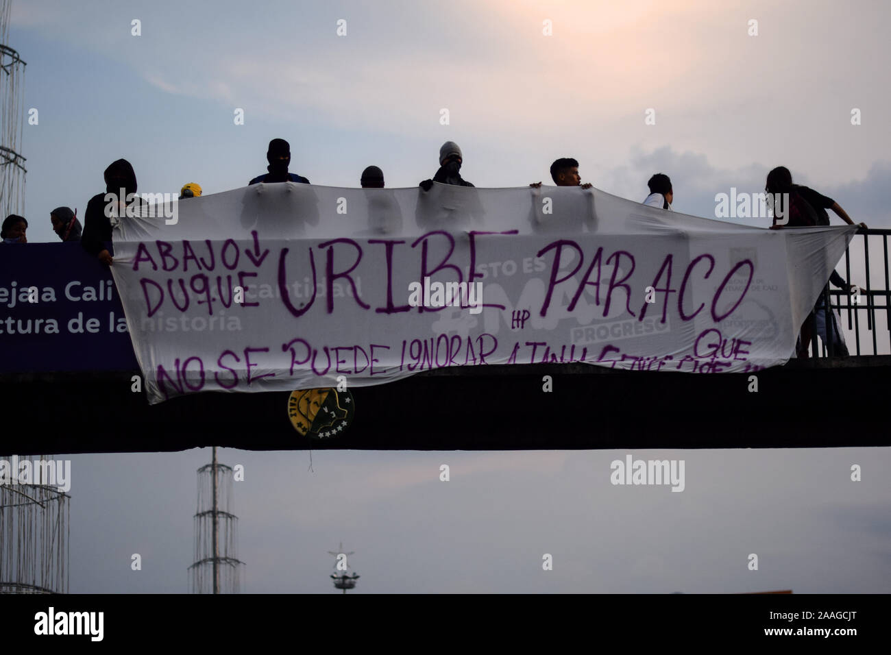 "Paro Nacional'März in Cali, Kolumbien, Donnerstag, November 21, 2019. Kolumbien main Union Gruppen und studentischen Aktivisten für einen Streik aufgerufen. Stockfoto