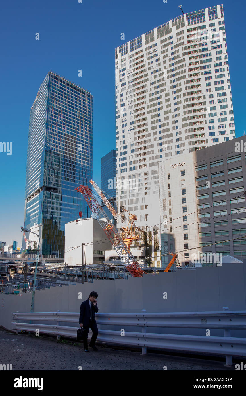 Shibuya Stream und Shibuya Scramble Square Türmen in Tokio, Japan. Stockfoto