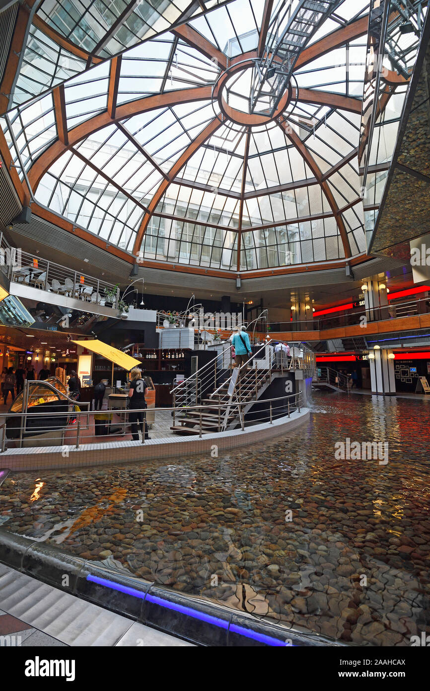 Atrium im Europa-center, Berlin, Deutschland Stockfoto