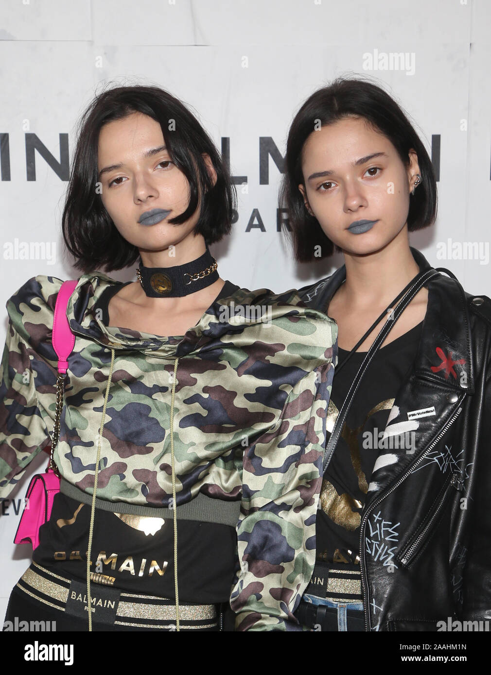 Los Angeles, Ca. Nov, 2019 21. Bloom Zwillinge, Sonia Kuprienko, Anna Kuprienko, an der Puma x Balmain Collaboration Launch bei Milch Studios in Los Angeles, Kalifornien am 21. November 2019. Credit: Faye Sadou/Medien Punch/Alamy leben Nachrichten Stockfoto