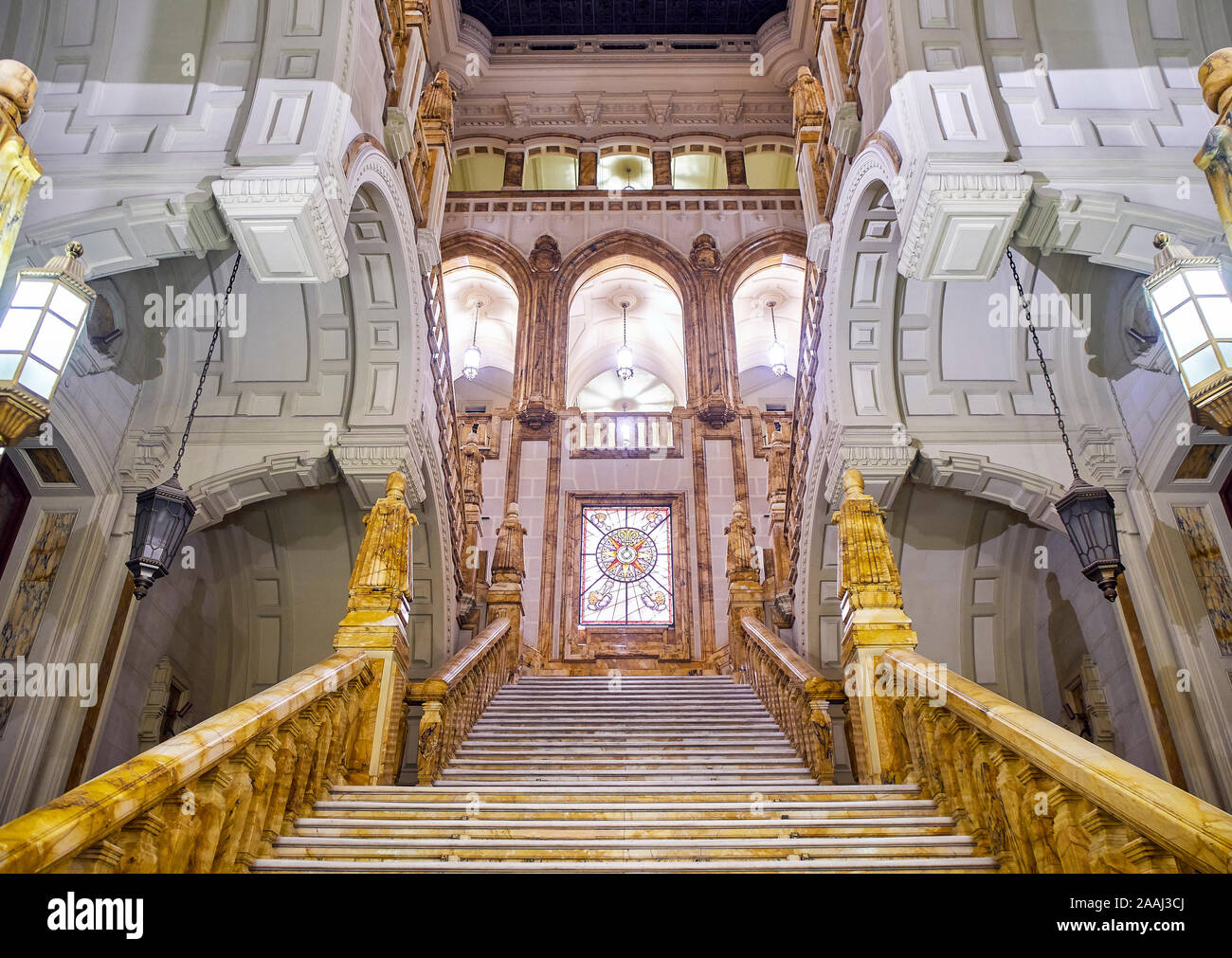 Madrid, Spanien - 19. November 2019. Die große Treppe des Naval Museum in Madrid. Spanien. Stockfoto