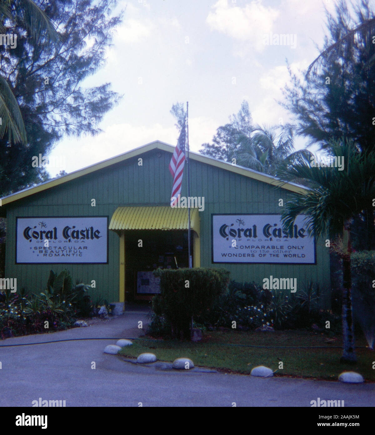 Jahrgang April 1972 Foto, Eintritt zu den Coral Castle in Homestead, Florida. Quelle: Original 35 mm Transparenz Stockfoto