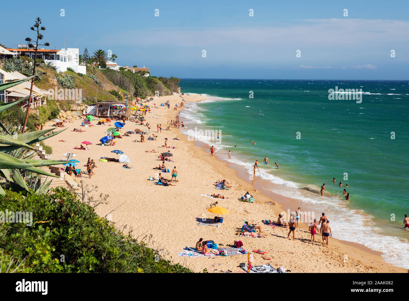 Blick auf den Strand an einem sonnigen Nachmittag, Los Caños de Meca, Costa de la Luz, Provinz Cadiz, Andalusien, Spanien, Europa Stockfoto