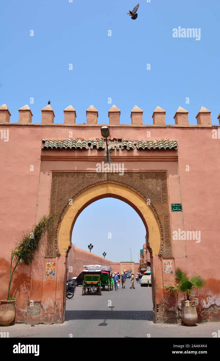 Passage Bab Agnaou, Marrakesch. Marokko Stockfoto
