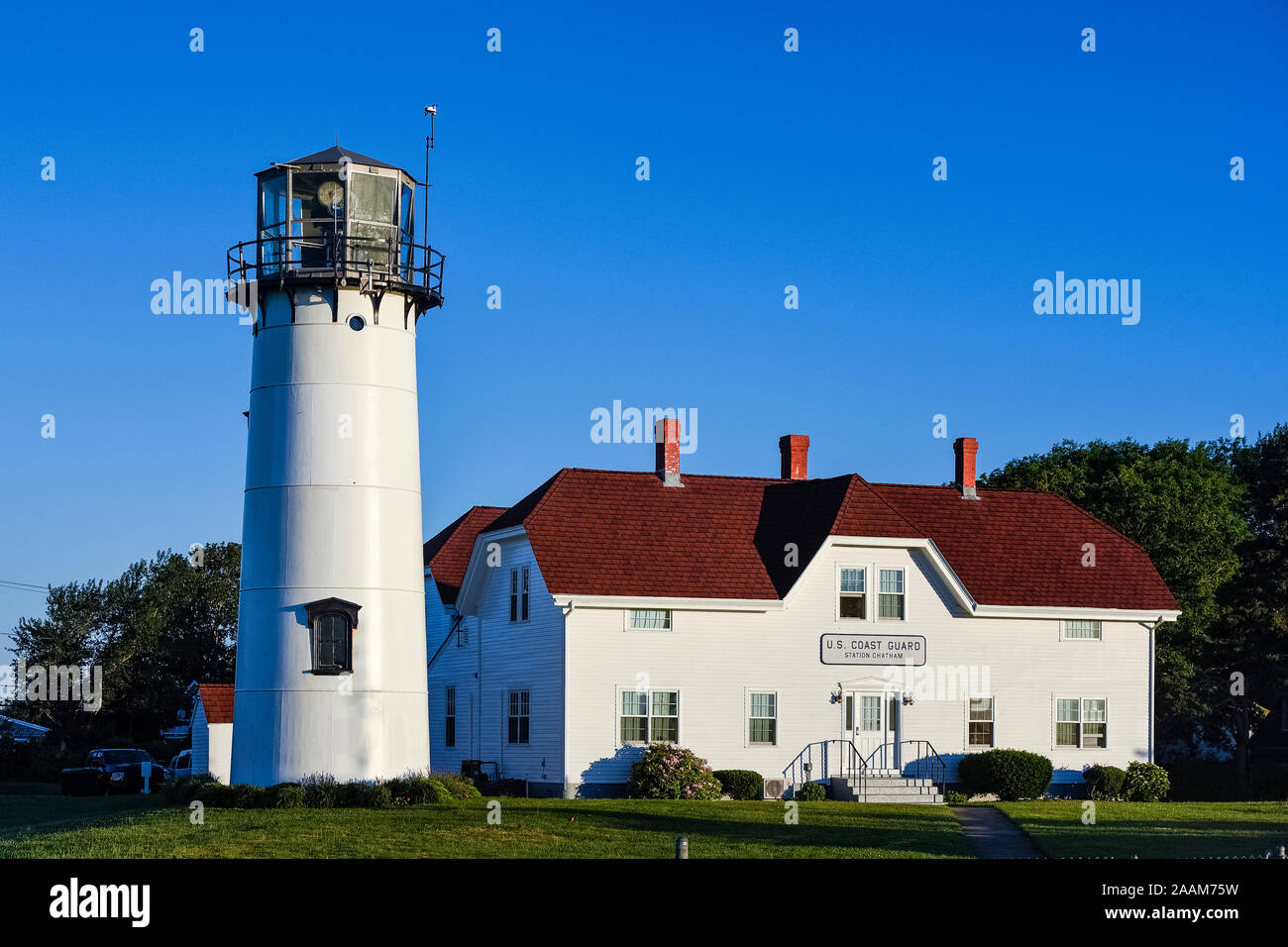 Chatham-Licht und Coast Guard Station, Chatham, Cape Cod, Massachusetts, USA. Stockfoto