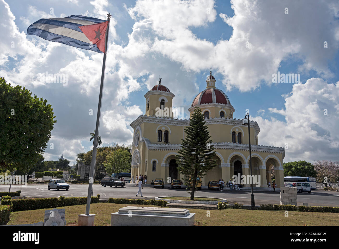 Capilla Central befindet sich in der Mitte von Necropolis de Colon oder El Cementerio de Cristobal Colon (Friedhof von Christoph Kolumbus) in Vedado Stockfoto