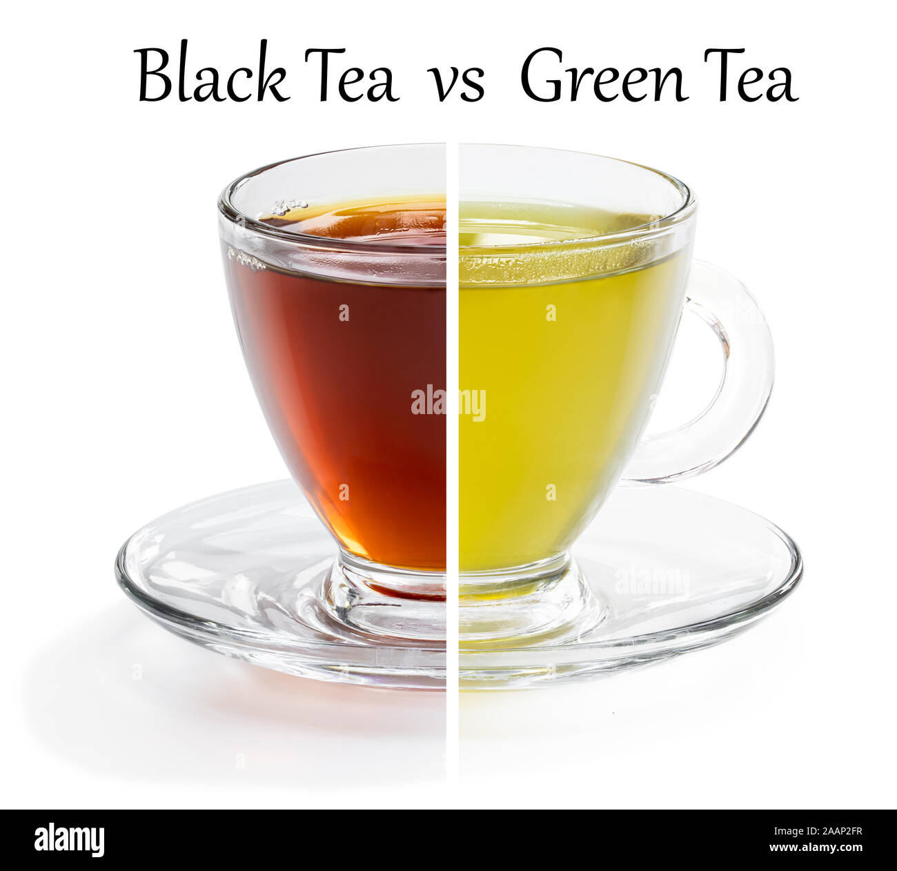 Schale aufgeteilt in die Hälfte. Schwierige Wahl grüner Tee versus schwarzer  Tee Konzept Stockfotografie - Alamy