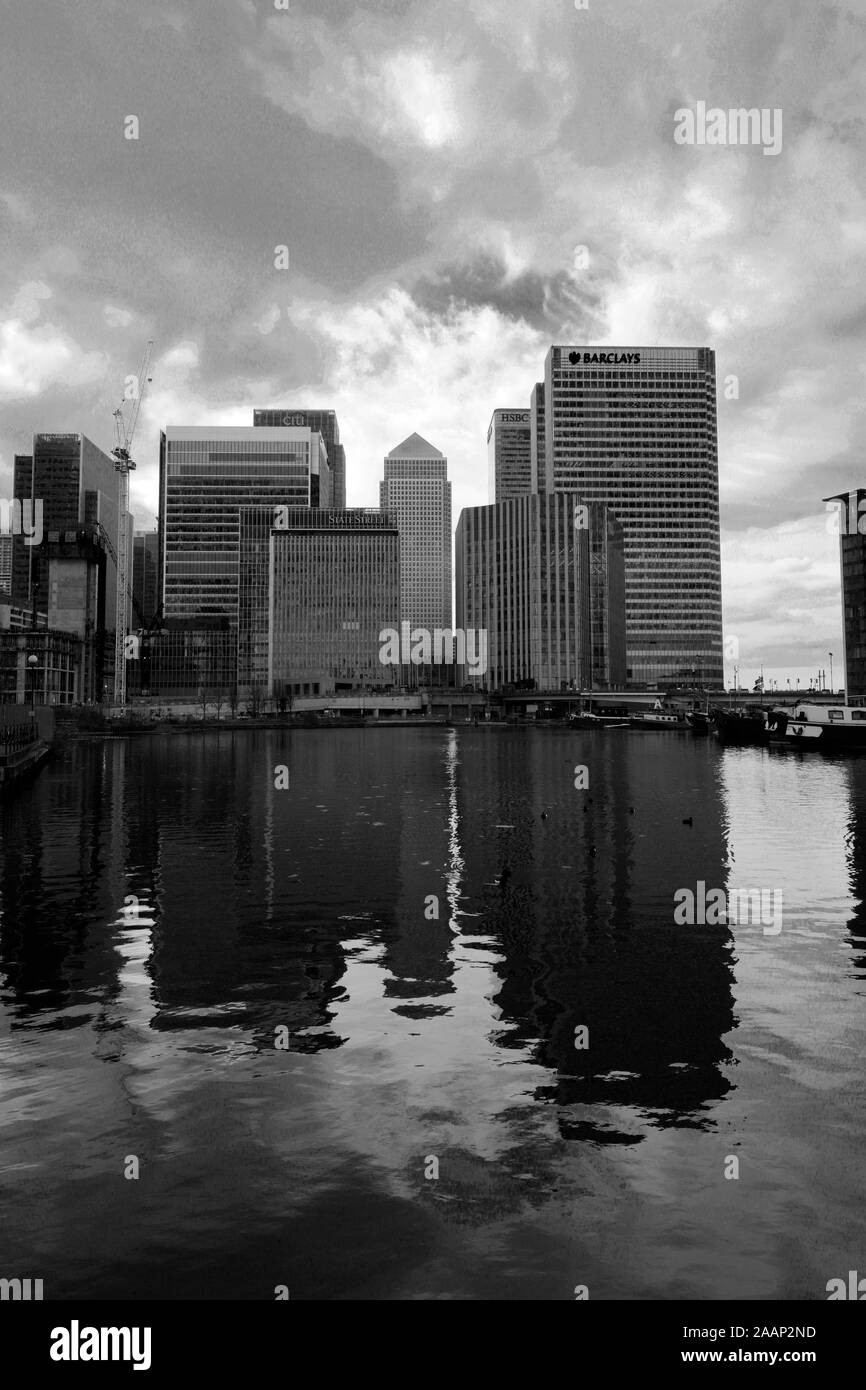 Blick auf Kanada, von den Blackwall Basin, Canary Wharf, Bezirk Tower Hamlets, London City, England Stockfoto