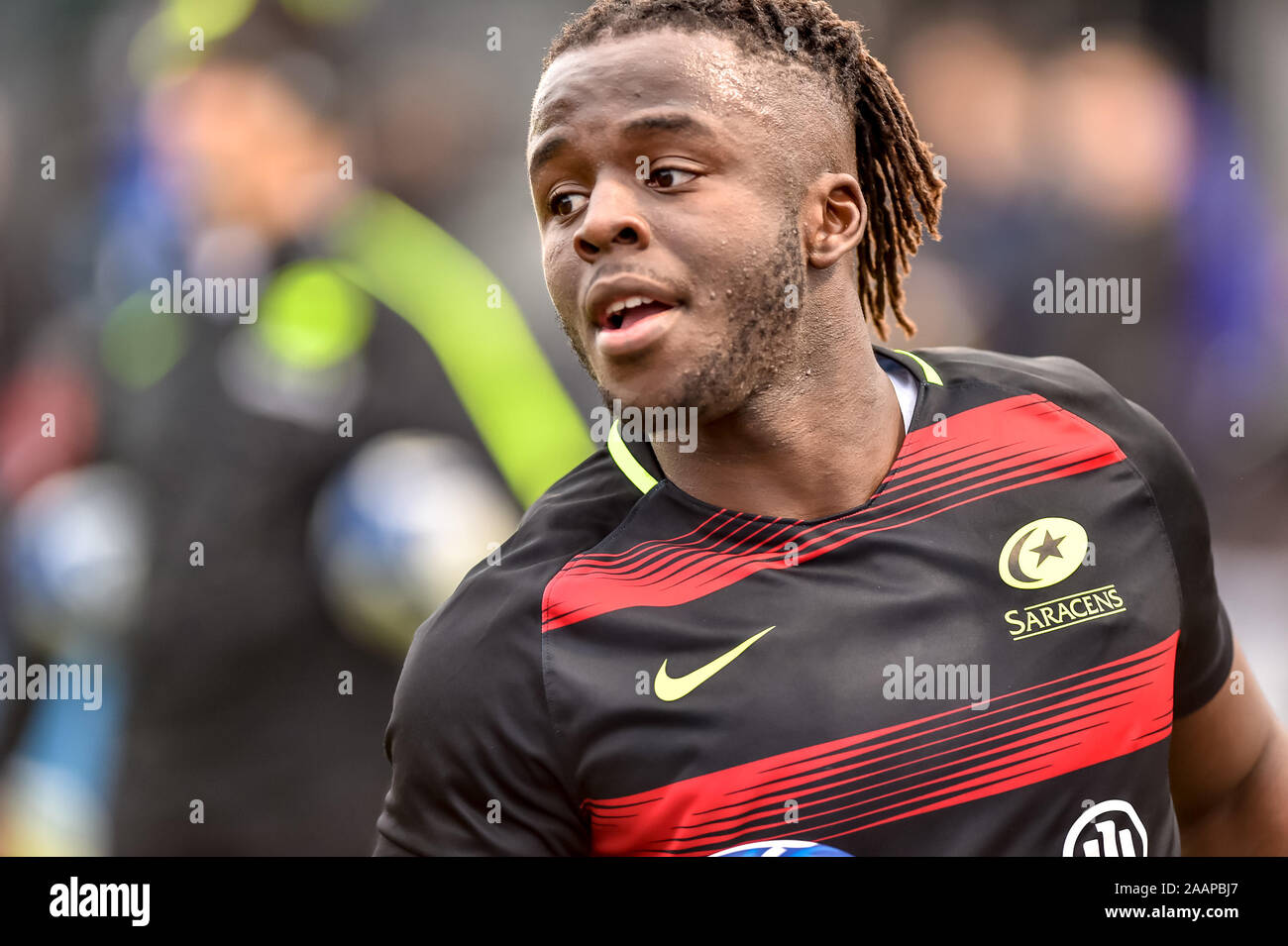 London, Großbritannien. 23 Nov, 2019. Rotimi Segun der Sarazenen während des Europäischen Rugby Champions Cup Match zwischen Sarazenen und Fischadler in der Allianz Park, London, England am 23. November 2019. Foto von Phil Hutchinson. Nur die redaktionelle Nutzung, eine Lizenz für die gewerbliche Nutzung erforderlich. Keine Verwendung in Wetten, Spiele oder einer einzelnen Verein/Liga/player Publikationen. Credit: UK Sport Pics Ltd/Alamy leben Nachrichten Stockfoto