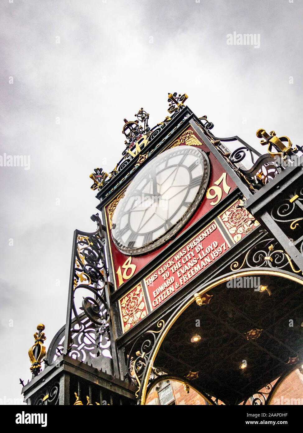 Eastgate clock in das Stadtzentrum von Chester Cheshire England Großbritannien Stockfoto