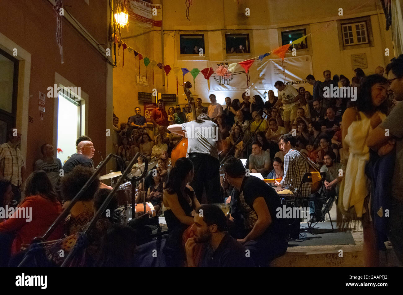 Free Jazz Konzert im quebra Costas in Coimbra Portugal Stockfoto
