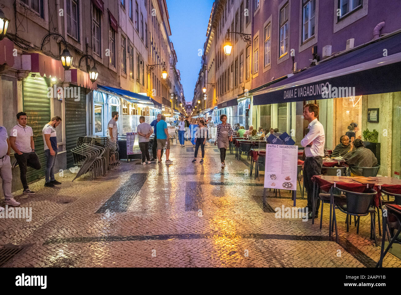 Die Nacht Beginnt Stockfotos Die Nacht Beginnt Bilder Alamy