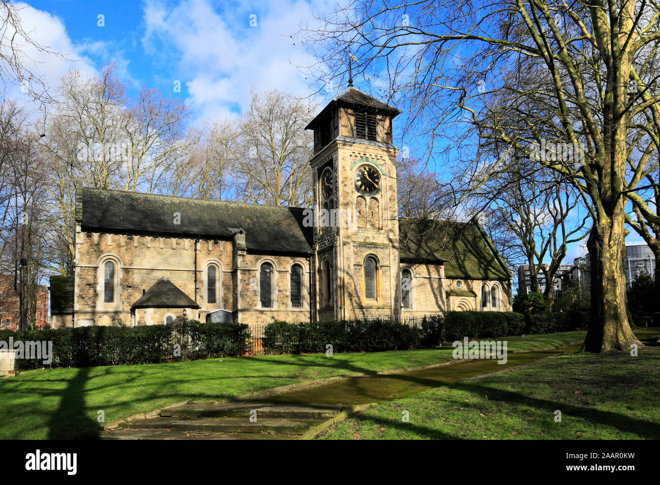 Frühling Blick auf St. Pancras Old Church, Somers Town, South Camden, London Stockfoto