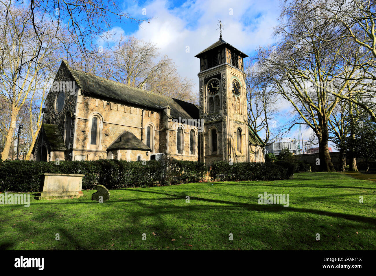 Frühling Blick auf St. Pancras Old Church, Somers Town, South Camden, London Stockfoto