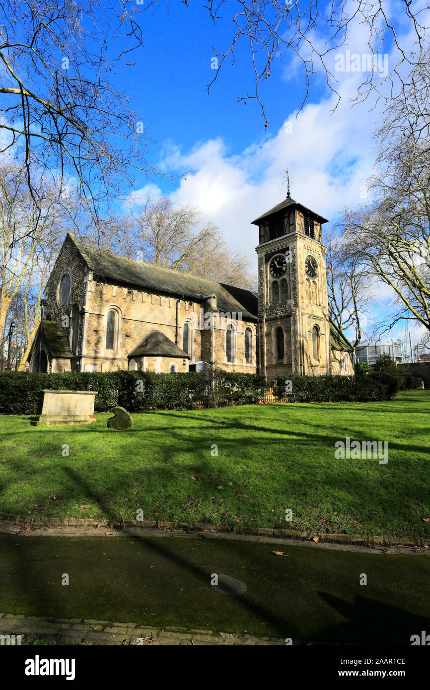 Frühling Blick auf St. Pancras Old Church, Somers Town, South Camden, London Stockfoto
