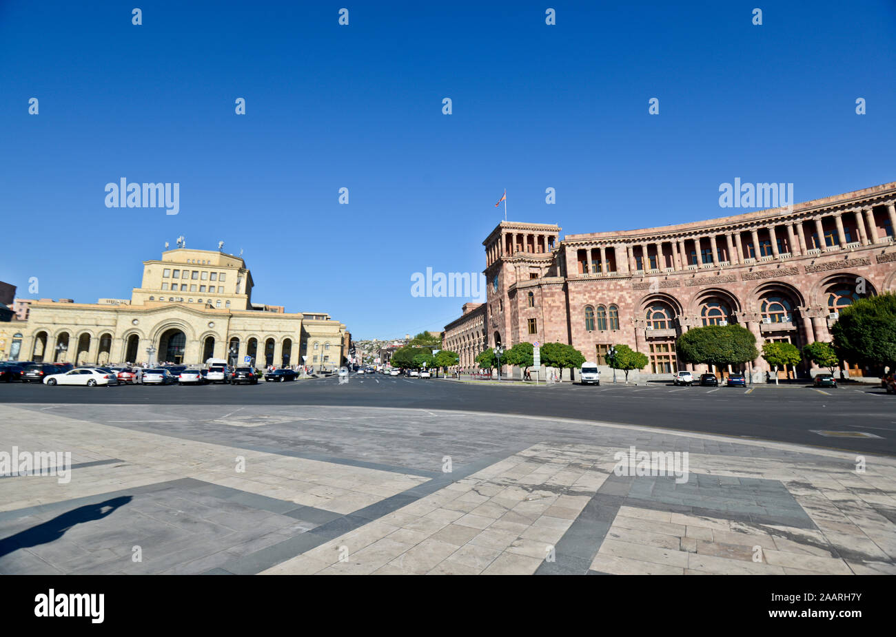 Eriwan, Platz der Republik: Government House von Armenien und Museum der Geschichte von Armenien/National Gallery von Armenien Stockfoto