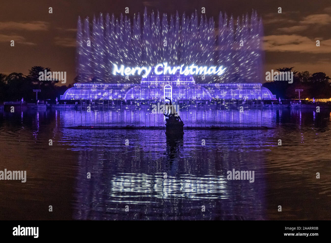 London, Großbritannien. 19. Nov 2019. Weihnachten bei Kew Winter Lights multi-sensorischen Installationen. Credit: Guy Corbishley/Alamy leben Nachrichten Stockfoto