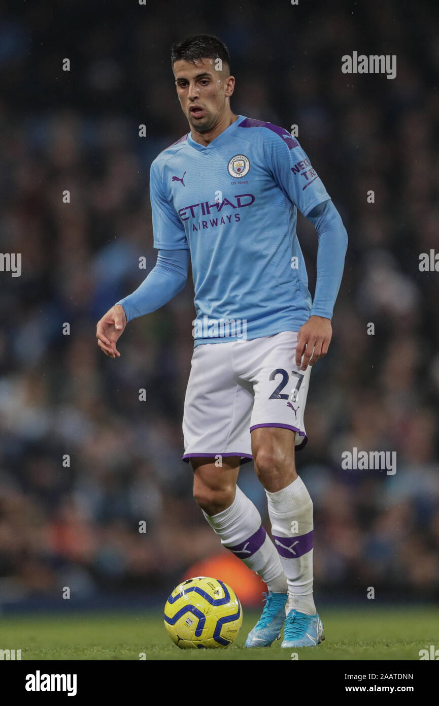 23. November 2019, das Etihad Stadium, Manchester, England; Premier League, Manchester City v Chelsea: Joao Cancelo (27) von Manchester City während des Spiels Credit: Mark Cosgrove/News Bilder Stockfoto