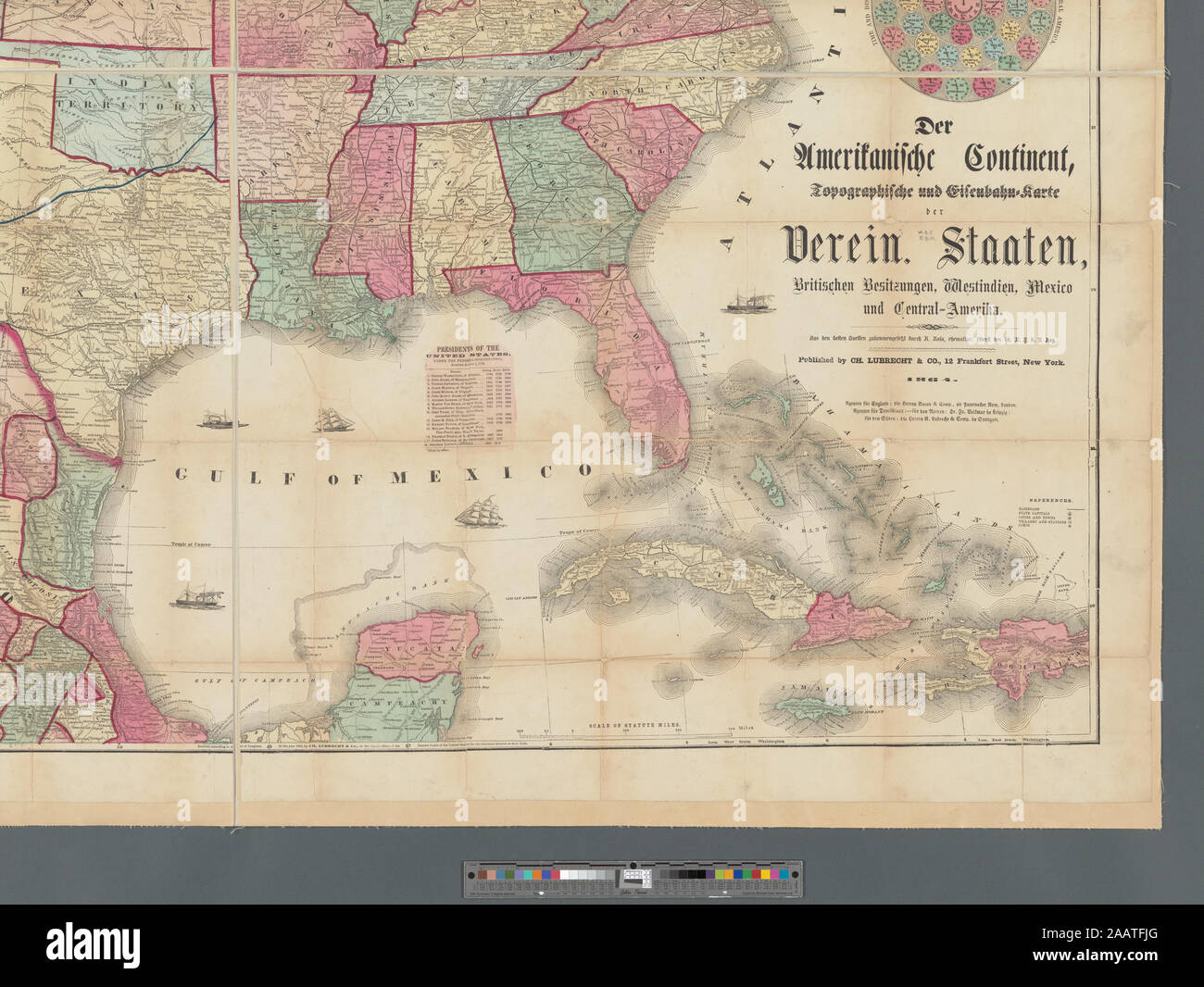 Der amerikanische Kontinent Relief dargestellt durch hachures. Prime meridian: Greenwich und Washington, D.C. Große cerographic Karte mit mehreren Tabellen, eine zeigt den absoluten Mangel an Standardisierung der Zeit über dem Land. Enthält Zeit und Abstand Tabelle, Liste der Präsidenten, 1860 Bevölkerungsstatistik, und Erläuterung der British American Besitztümer. Übersichtskarte: Mittelamerika. [Maßstab ca. 1:11,000,000]. Zuordnung der Nation (NEH gewähren, 2015-2018); Der amerikanische Kontinent Stockfoto