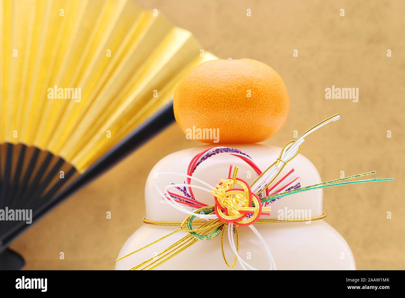 Traditionelle japanische Neujahr Dekoration Kagamimochi aus Reis Stockfoto