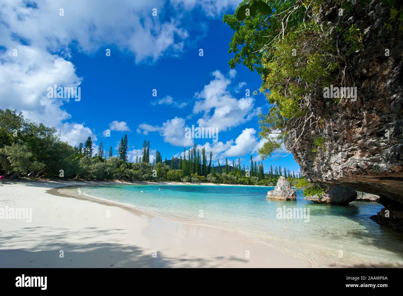 Malerischer Blick auf weißen Sand strand gegen Himmel, Ile Des Pins, Neukaledonien Stockfoto
