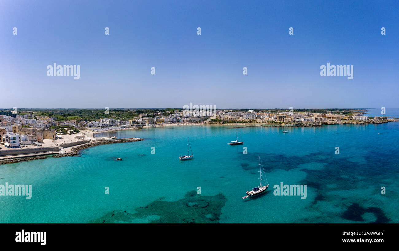 Italien, Apulien, Lecce, Luftaufnahme von Küste Stockfoto