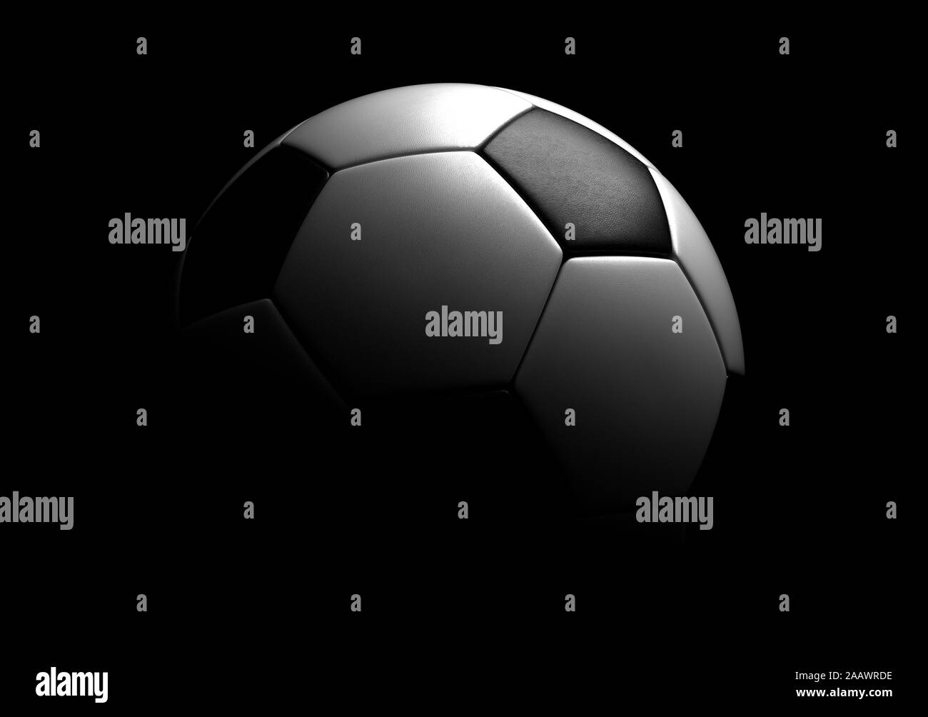 Single Fußball auf schwarzem Hintergrund Stockfoto