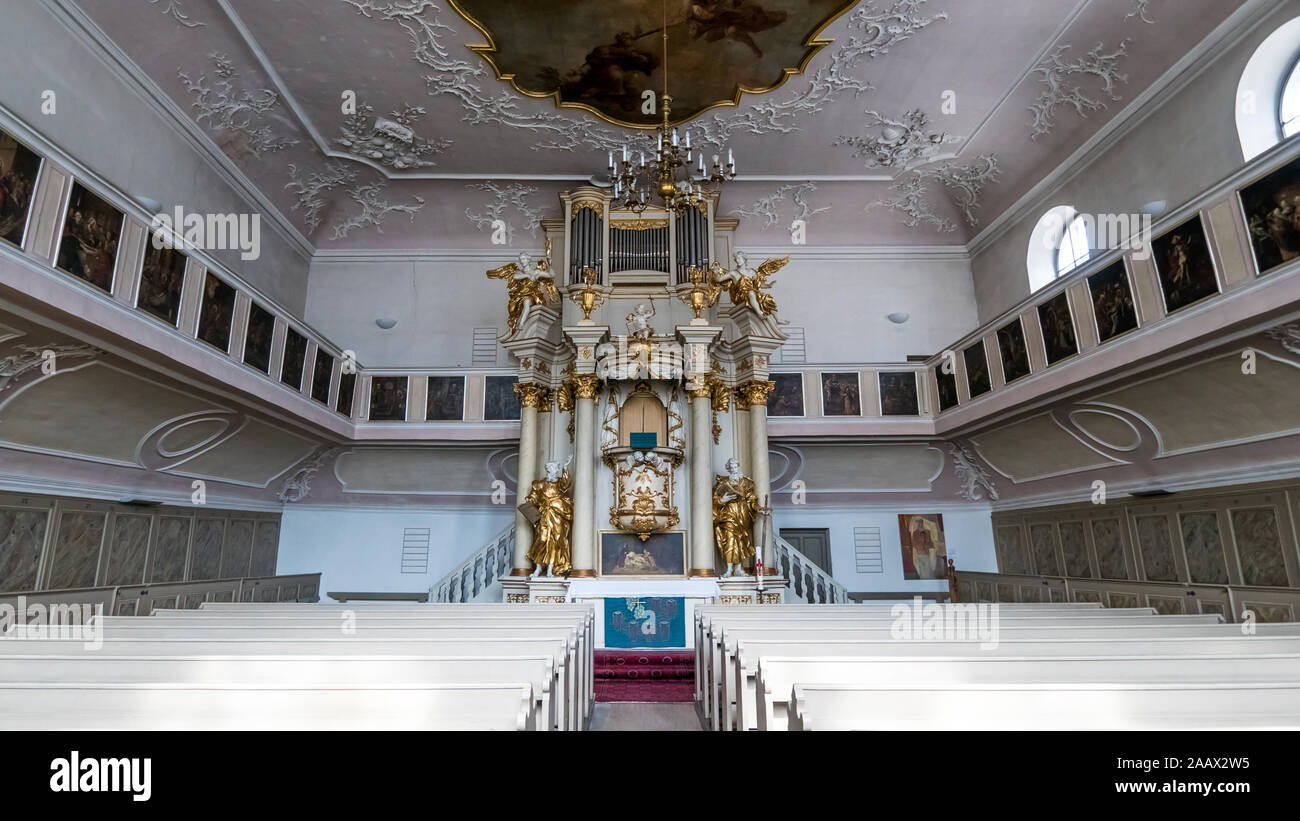 Bayreuth 2019. Innenraum mit Altar der Spitalkirche. Die Kirche ist die älteste, noch stehen, auf die Stadt. Alle anderen sind aufeinander. 2. August Stockfoto