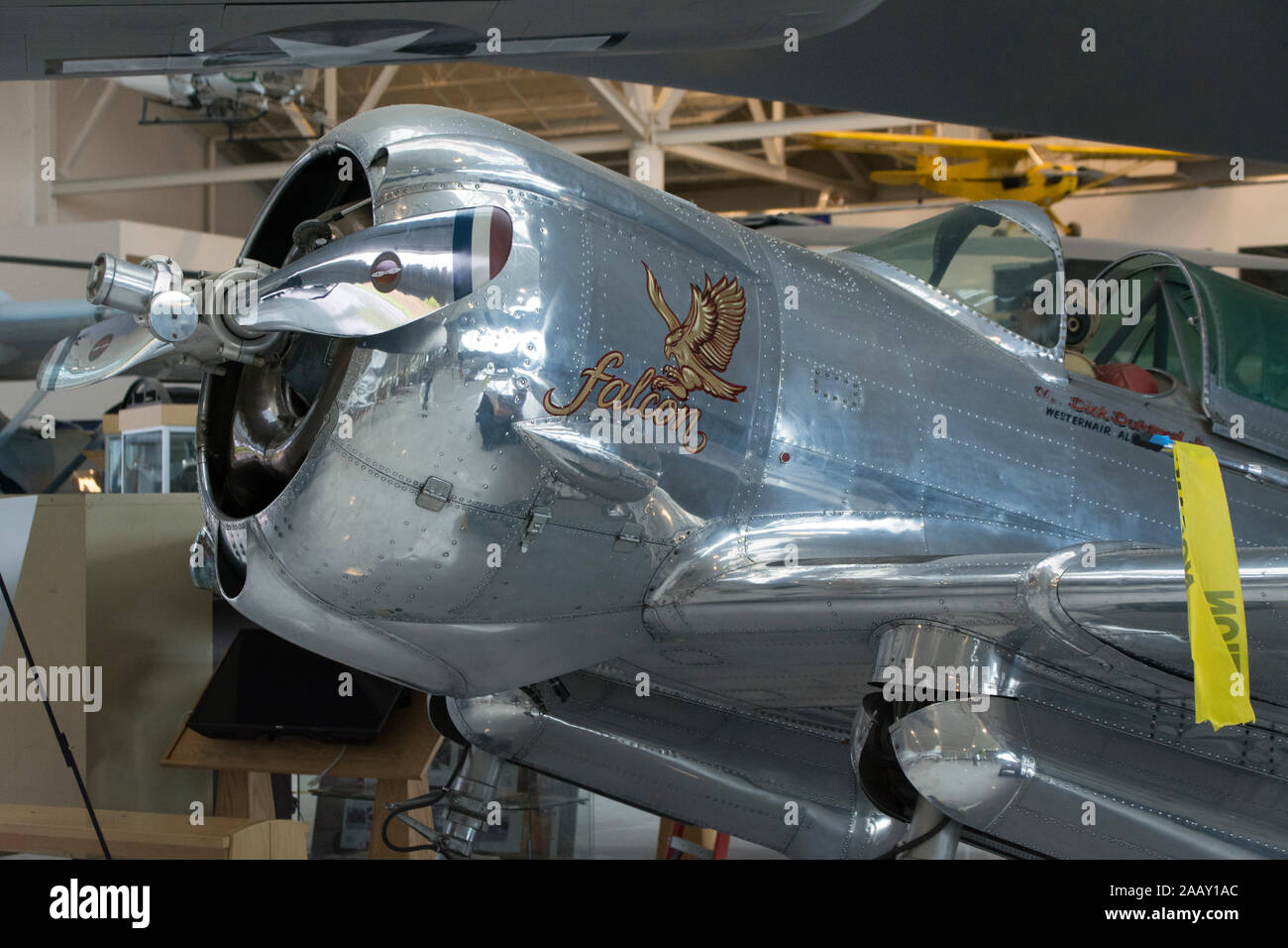 Curtiss-Wright A-22 (CW-22) Falcon im Evergreen Aviation and Space Museum in McMinnville, Oregon Stockfoto