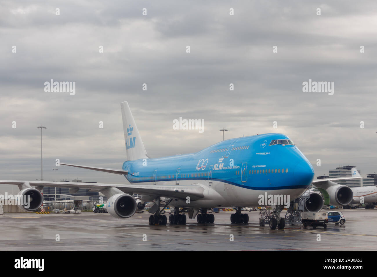 Amsterdam, Niederlande - ca. 2019: KLM Royal Dutch Airlines Boeing 747 PHBFV am Schiphol-flughafen Stockfoto