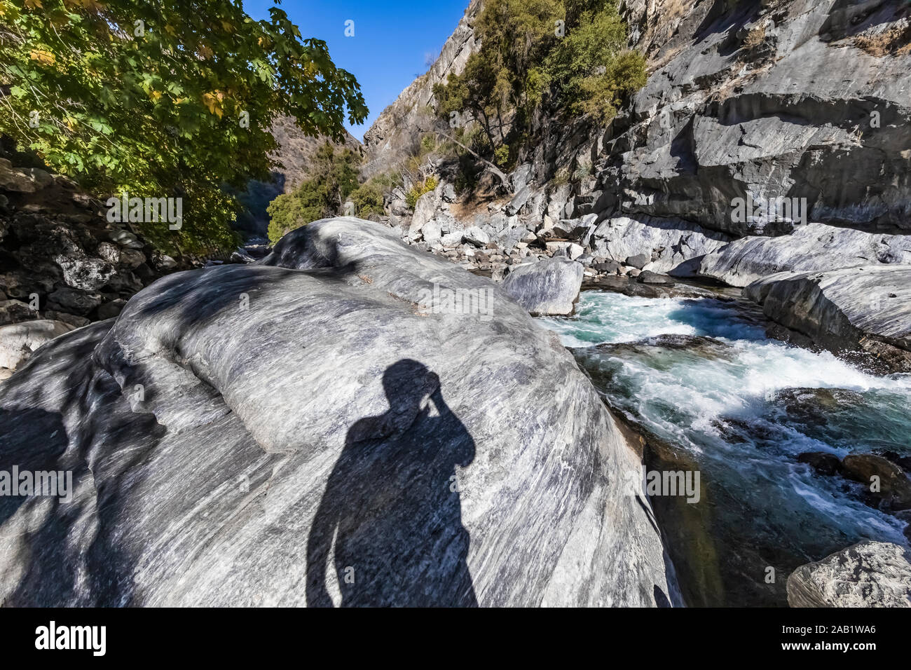 Kings River stürzt durch Kings Canyon in Giant Sequoia National Monument, Sequoia National Forest, Kalifornien, USA Stockfoto