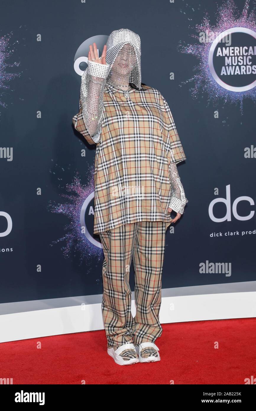 Los Angeles, Kalifornien, USA. 24 Nov, 2019. Billie Eilish besucht die 2019 American Music Awards, AMAs, bei Microsoft Theater in Los Angeles, USA. | Verwendung der weltweiten Kredit: dpa Picture alliance/Alamy leben Nachrichten Stockfoto