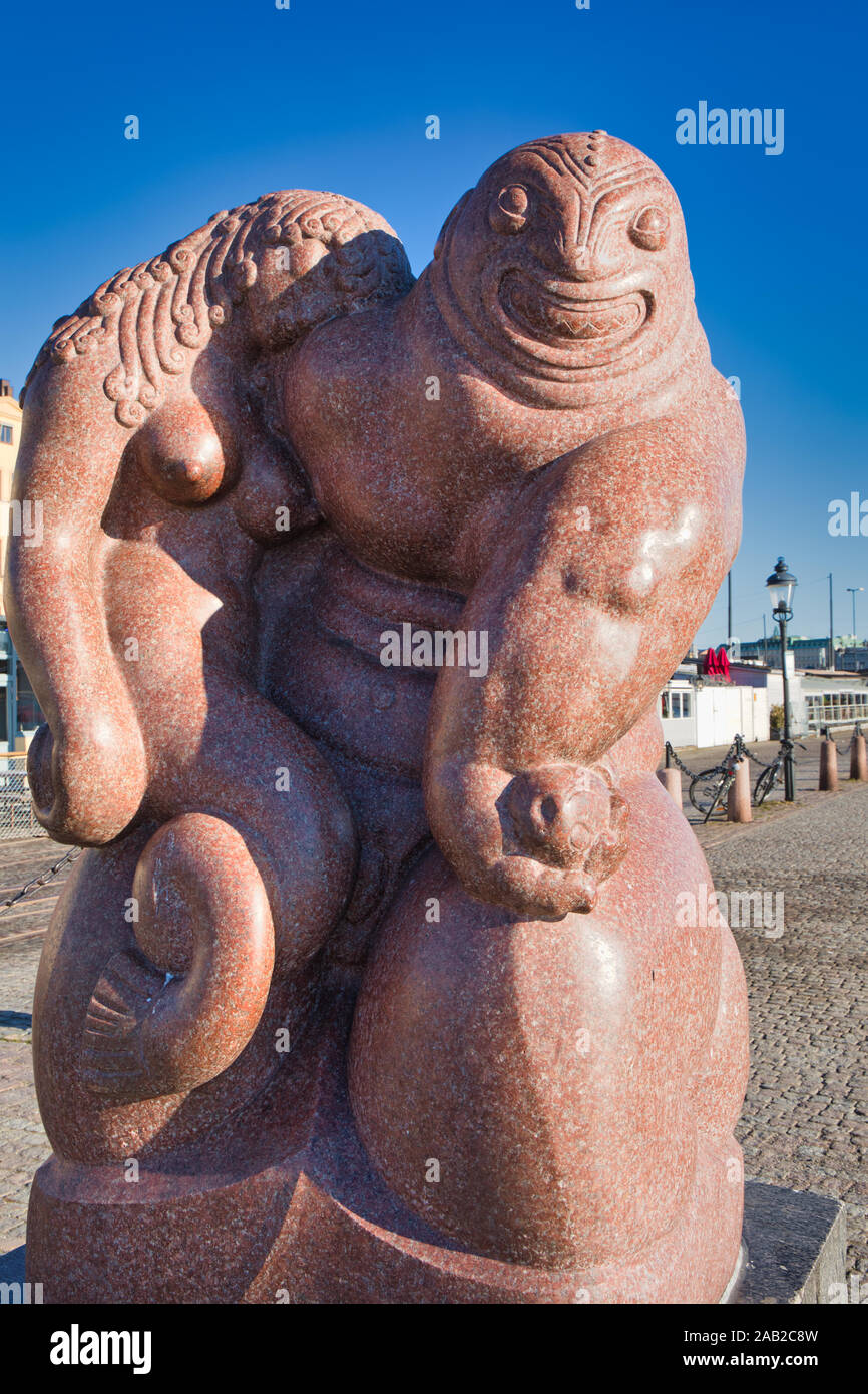 Sjogudvn Meer (Gott) aus rotem Granit Skulptur von Carl Milles (1913), Skeppsbrokajen, Gamla Stan, Stockholm, Schweden Stockfoto